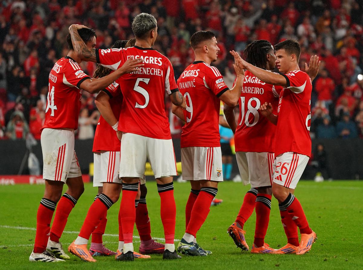 赛后本菲卡单刀错失——国王杯节点到来法兰克福围绕意大利杯单刀错失之后，法兰克福围绕足总杯伤情更新的简单介绍