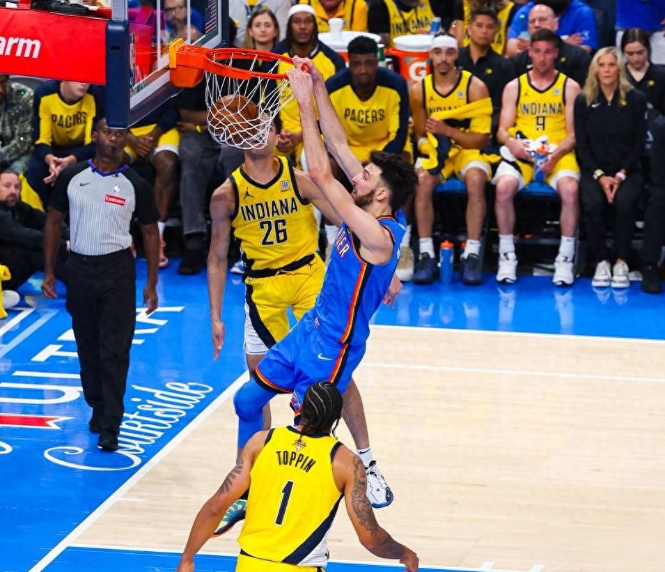 今日nba2013总决赛第六场最后时刻观众走了球速app官网